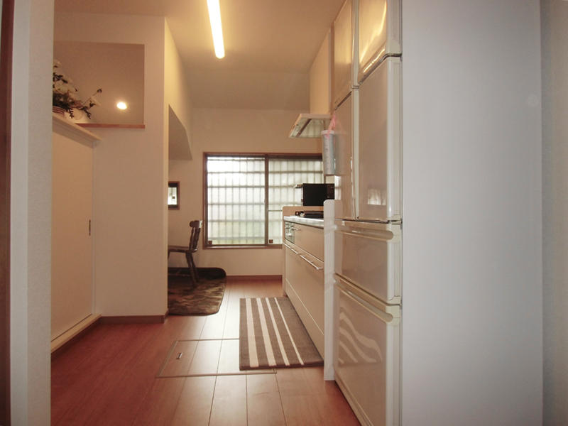 滋賀　湖南市　キッチン　内装