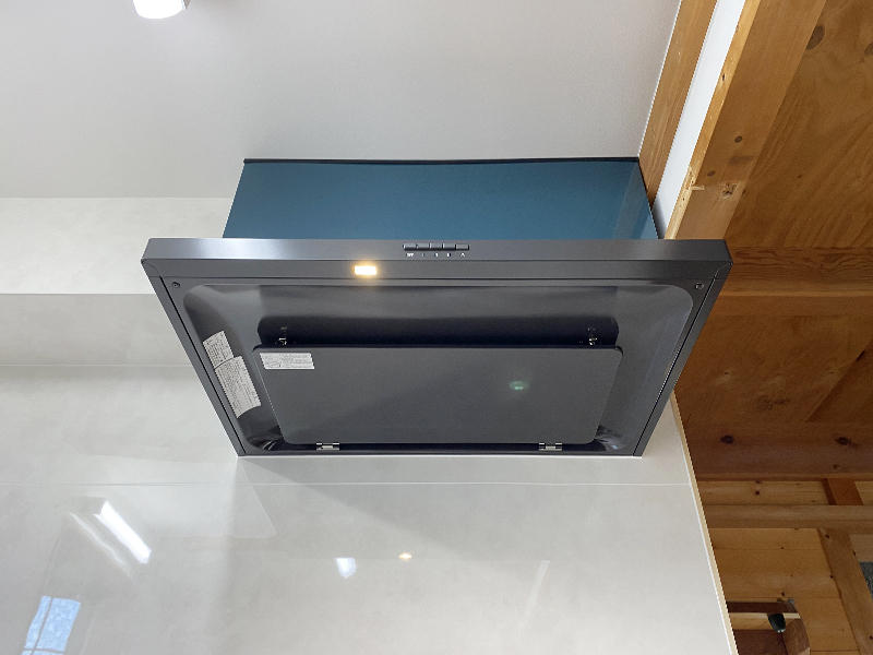 キッチンリフォーム完成　レンジもホーローでつるつる！油に強い｜滋賀でリフォームするなら匠工房