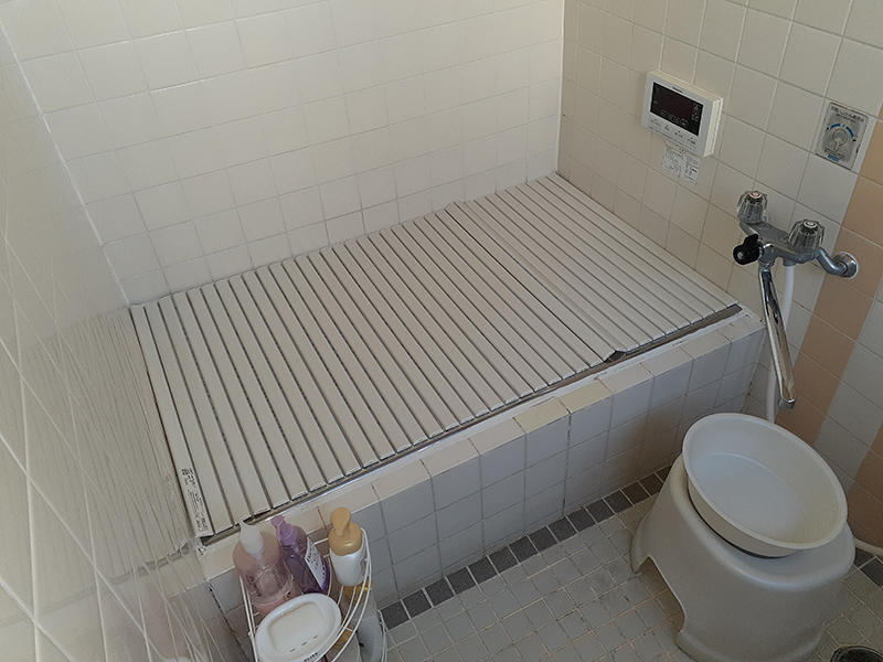 お風呂リフォーム施工前　在来（タイル）のお風呂｜滋賀でリフォームするなら匠工房