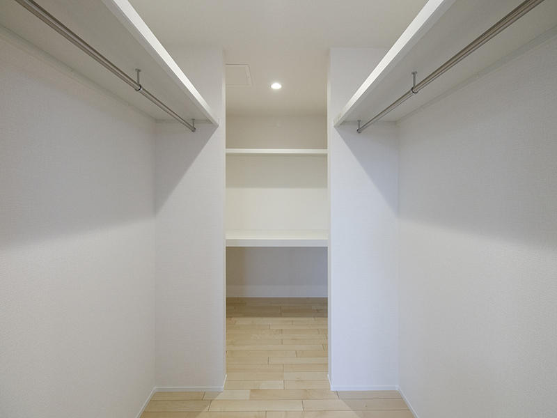 注文住宅新築完成　ウォークインクローゼット｜滋賀で家を建てるなら匠工房