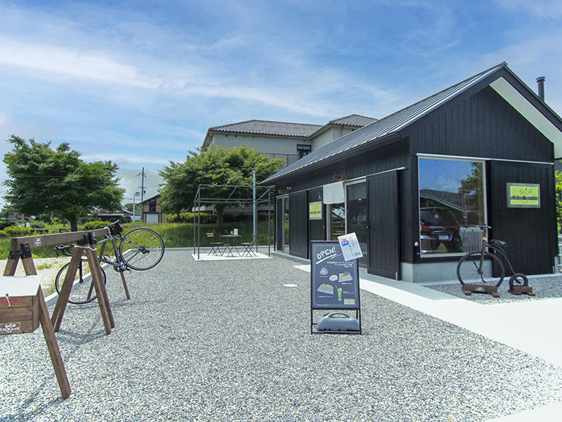 高島市 ポタ輪café様　オトコ心をくすぐるような自転車の工房であり、珈琲が楽しめる場所を目指しました｜滋賀や大阪で店舗リフォームなら匠工房