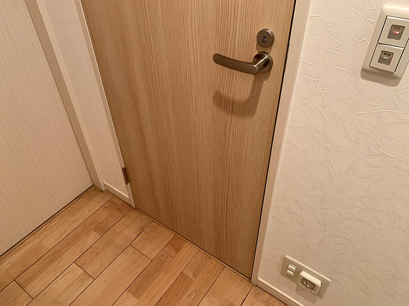 マンションリフォーム完成　トイレドア｜滋賀でリフォームするなら匠工房