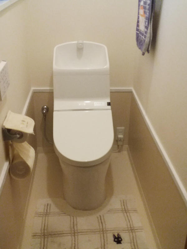 トイレ　TOTO　HV　内装