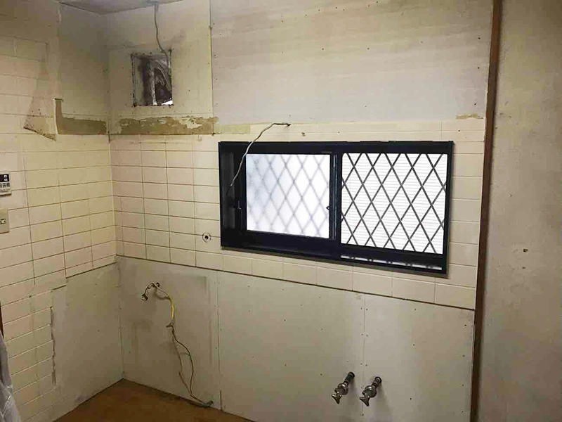 キッチンを解体しました