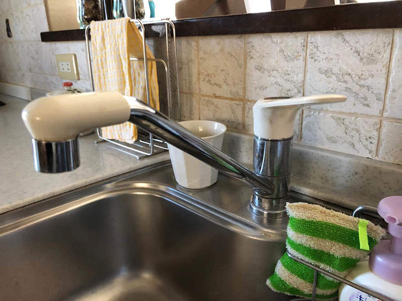 キッチン水栓リフォーム施工前 水栓|滋賀でリフォームするなら匠工房