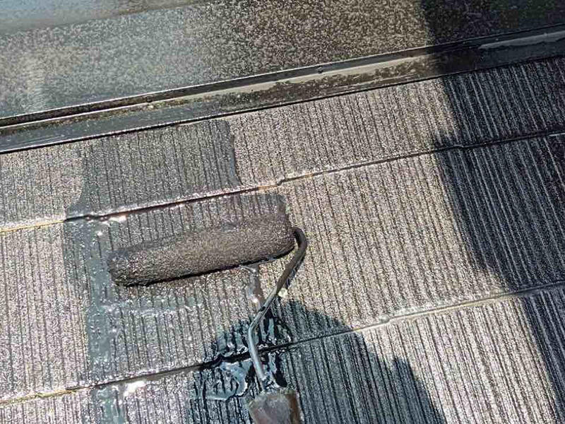 屋根リフォーム施工中　屋根：中塗り｜滋賀でリフォームするなら匠工房