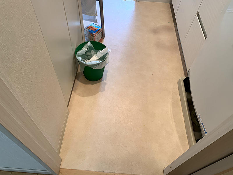 マンションリフォーム施工前　洗面脱衣室｜滋賀でリフォームするなら匠工房