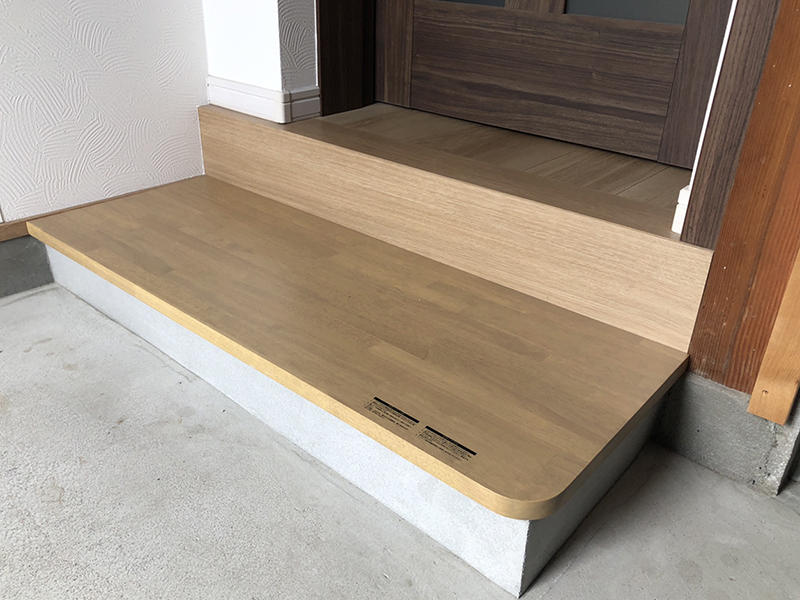 敷台リフォーム完成　色を合わせました｜滋賀でリフォームするなら匠工房