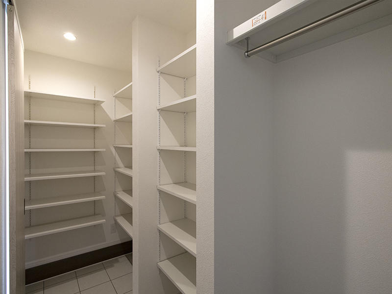 注文住宅新築完成　玄関収納｜滋賀で家を建てるなら匠工房