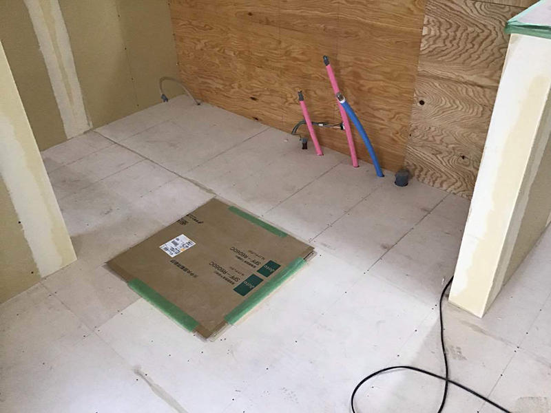 床下点検口を設置