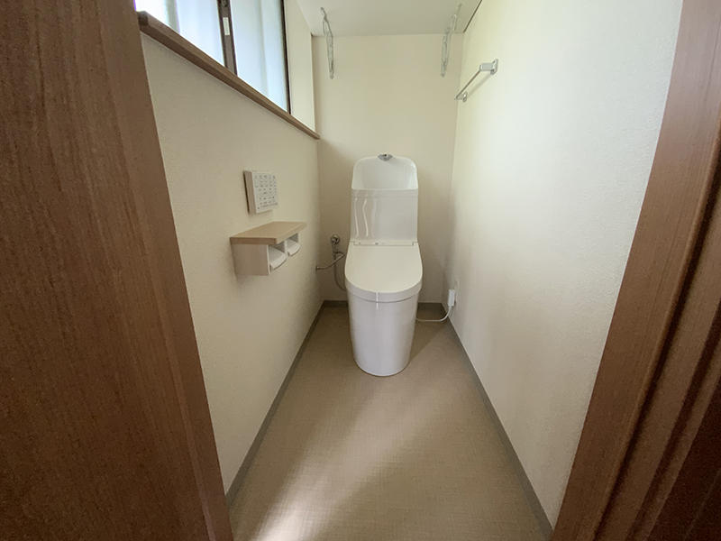 トイレリフォーム完成　トイレ　TOTO　GG3-800｜滋賀でリフォームするなら匠工房