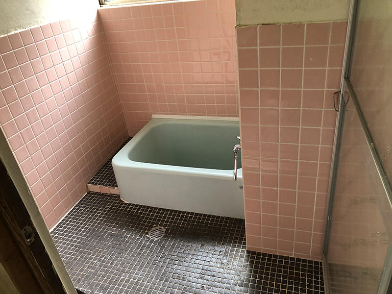 お風呂リフォーム施工前　在来（タイル）お風呂｜滋賀でリフォームするなら匠工房