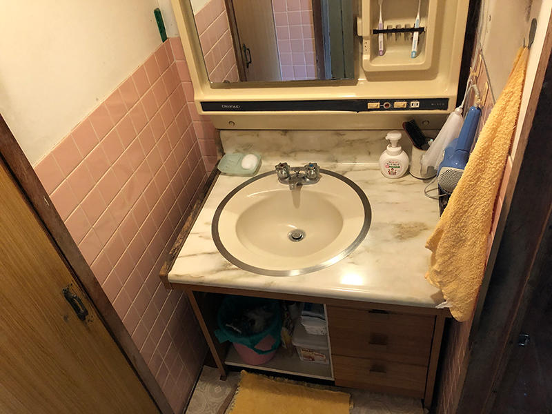 洗面台リフォーム施工前　洗面台｜滋賀でリフォームするなら匠工房