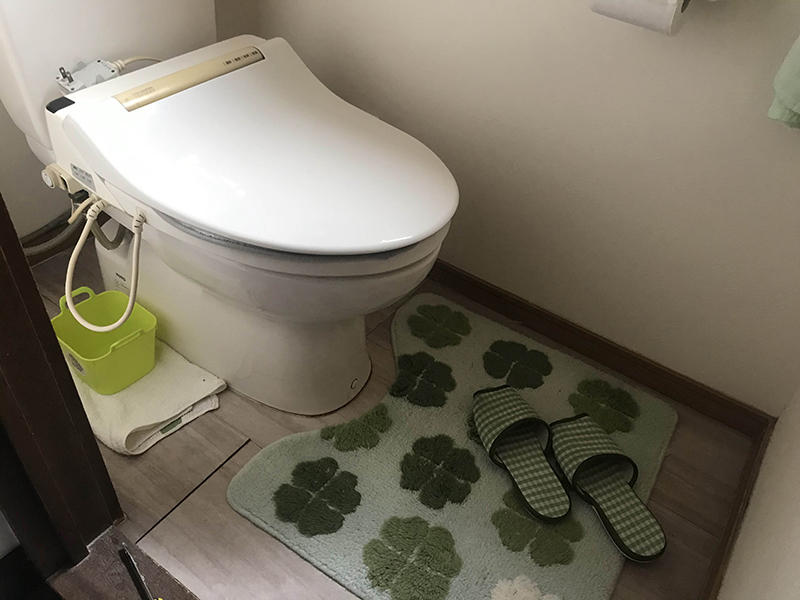 トイレリフォーム施工前　トイレ内装｜滋賀でリフォームするなら匠工房