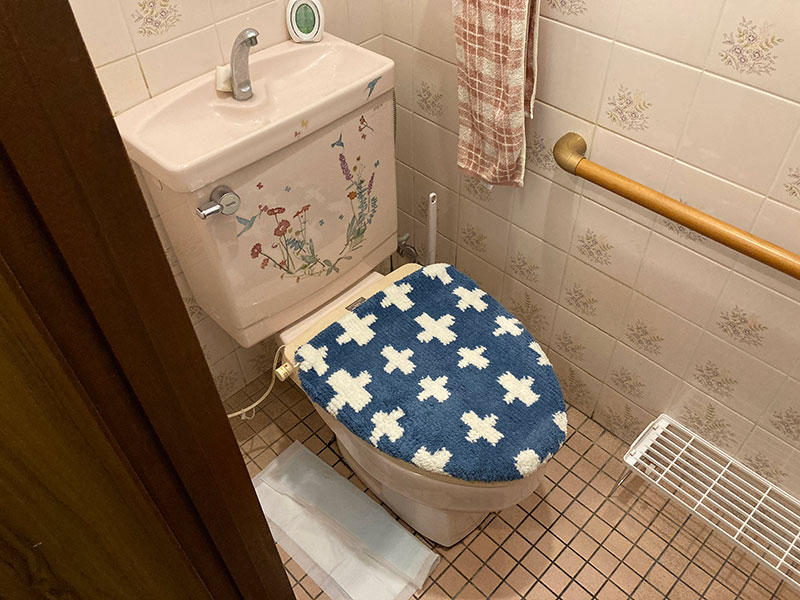 トイレリフォーム施工前　トイレ（分離型）｜滋賀でリフォームするなら匠工房