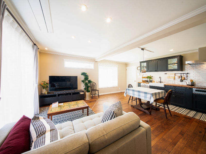 大人の英会話|Nate's English様 太陽の明かりが燦々と入る、明るいダイニングキッチンとなりました|滋賀や京都で店舗リフォームなら匠工房