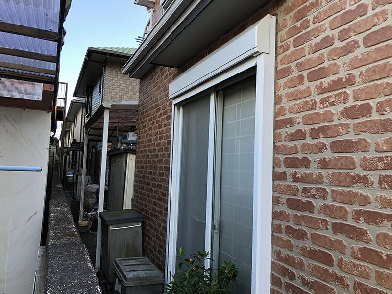 外壁塗装・屋根塗装リフォーム施工前　シャッターボックス｜滋賀でリフォームするなら匠工房