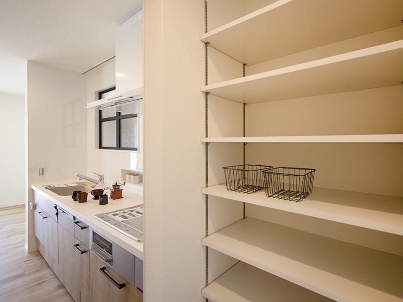 新築注文住宅完成　パントリー｜滋賀で家を建てるなら匠工房