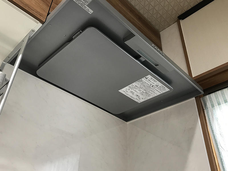掃除のしやすいレンジフードです.JPG