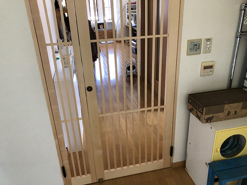 建具リフォーム完成　縦格子タイプの建具｜滋賀でリフォームするなら匠工房