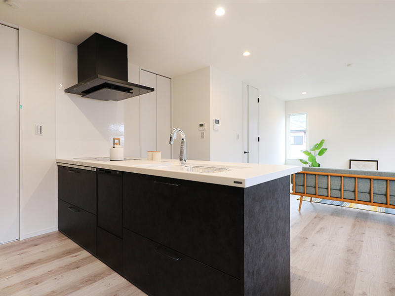 新築注文住宅完成　対面キッチン｜滋賀で家を建てるなら匠工房