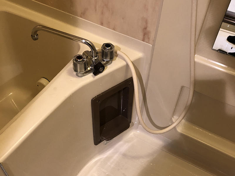 浴室水栓リフォーム施工前　シャワーからも水漏れがしていました｜滋賀でリフォームするなら匠工房