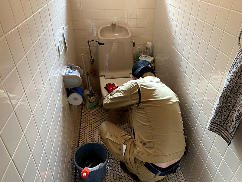 施工前　トイレ