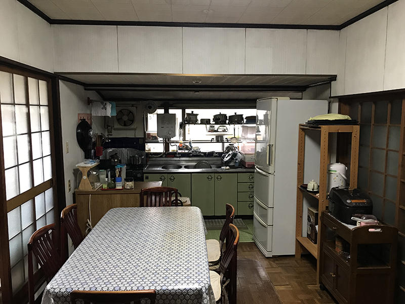 古民家リフォーム施工前　キッチン・ダイニング｜滋賀でリフォームするなら匠工房