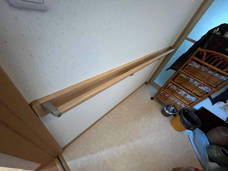 手すりリフォーム完成　脱衣室｜滋賀でリフォームするなら匠工房