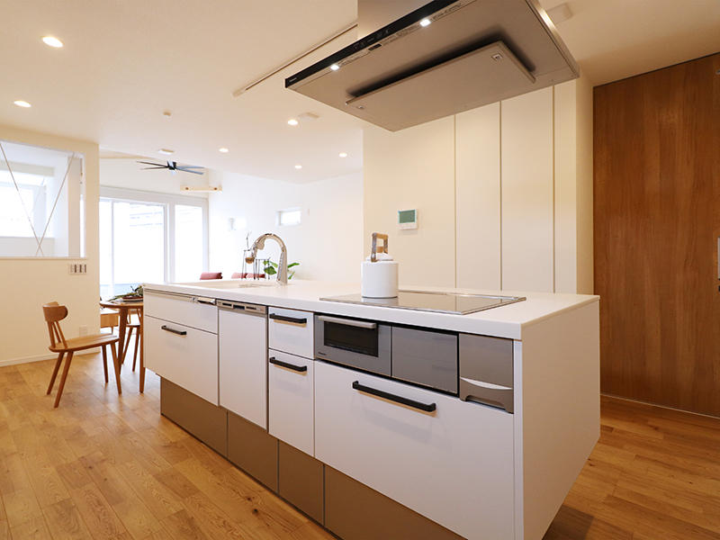 二世帯住宅フォーセンス新築完成｜キッチン