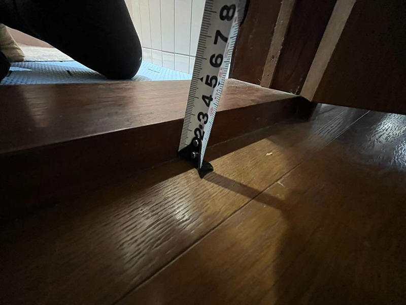 トイレリフォーム施工前　段差｜滋賀でリフォームするなら匠工房