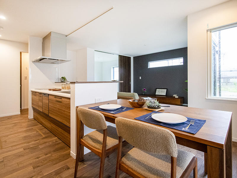 新築注文住宅完成　ダイニング・キッチン｜滋賀で家を建てるなら匠工房