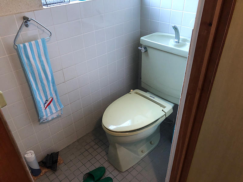 トイレリフォーム施工前　トイレ｜滋賀でリフォームするなら匠工房