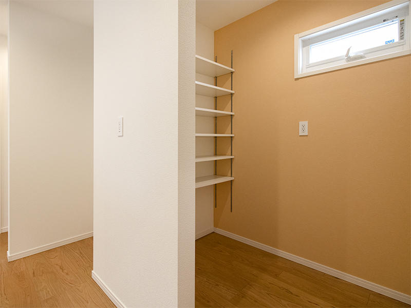 ゼロキューブ新築完成　パントリー｜滋賀で家を建てるなら匠工房