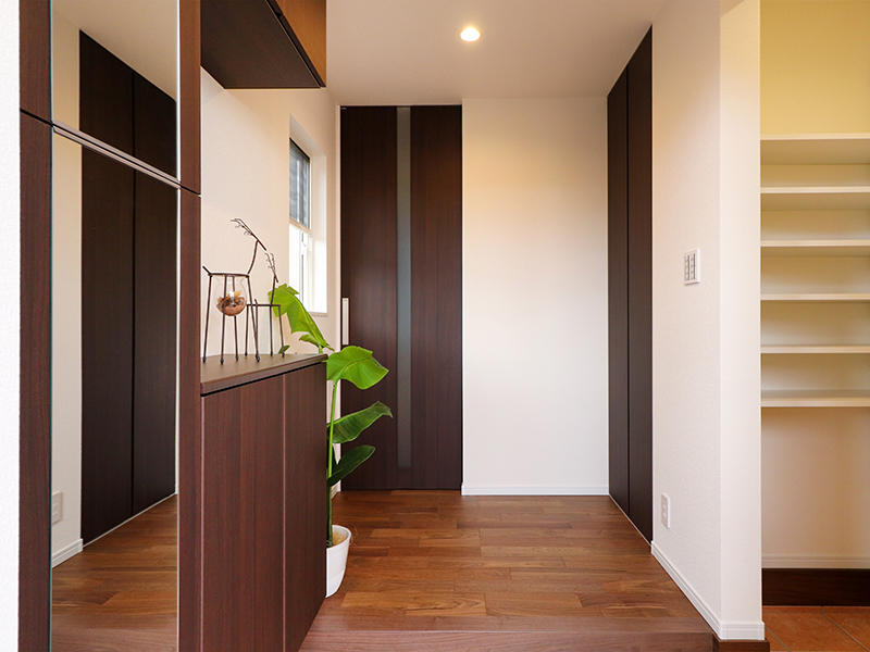 新築フォーセンス　シューズクローゼット｜滋賀で家を建てるなら匠工房