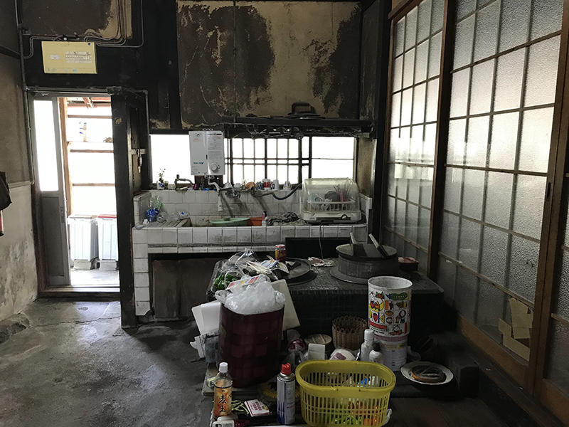 古民家リフォーム施工前　キッチン｜滋賀でリフォームするなら匠工房