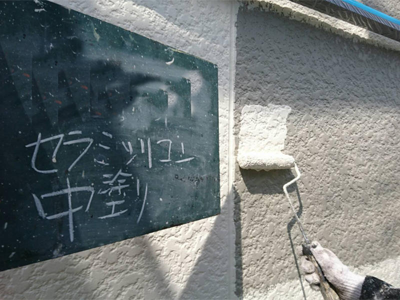 外壁　中塗り.JPG