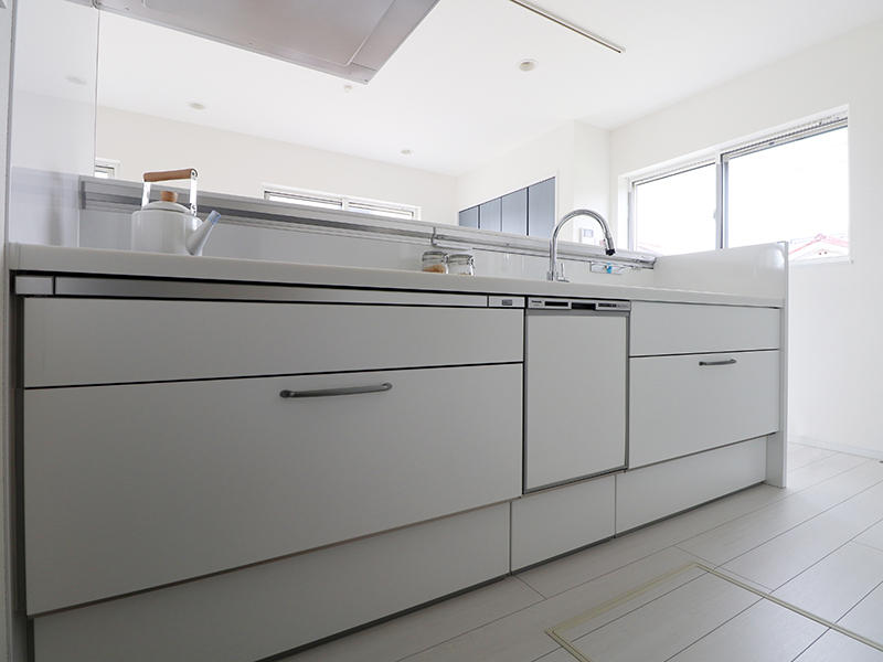 新築フォーセンス完成　システムキッチン｜滋賀でリフォームするなら匠工房