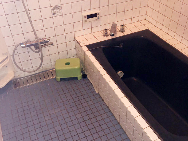 お風呂リフォーム施工前　在来（タイル）のお風呂｜滋賀でリフォームするなら匠工房