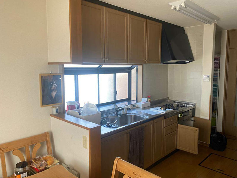 キッチンリフォーム施工前　キッチン｜滋賀でリフォームするなら匠工房