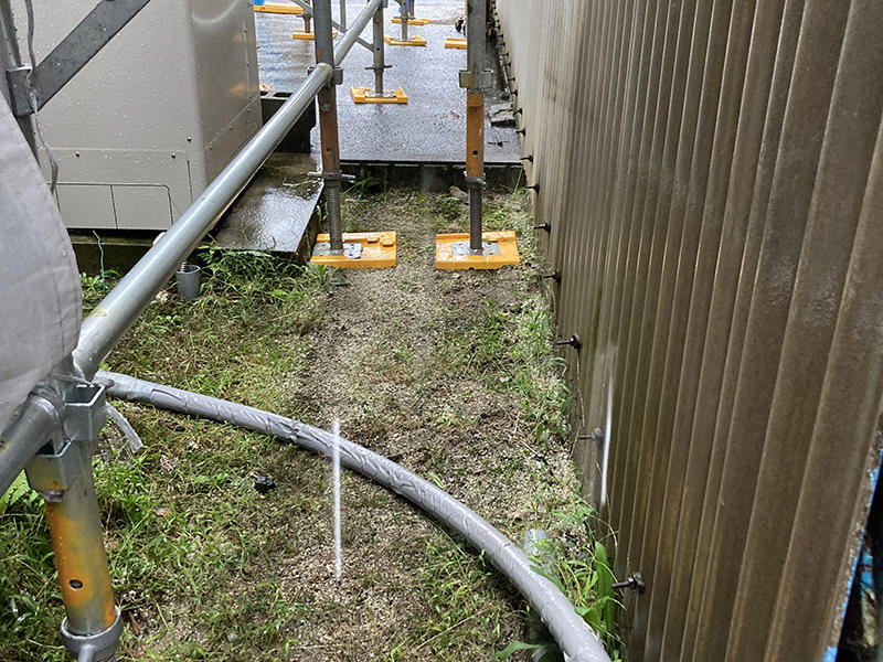 外部水栓リフォーム施工前　何もないところに水栓を立ち上げます｜滋賀でリフォームするなら匠工房