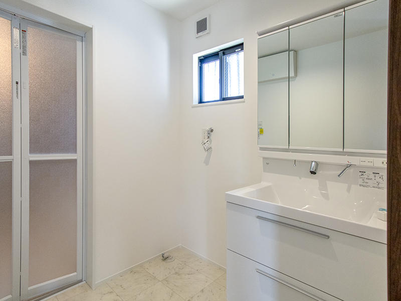 新築注文住宅完成　洗面台｜滋賀で家を建てるなら匠工房