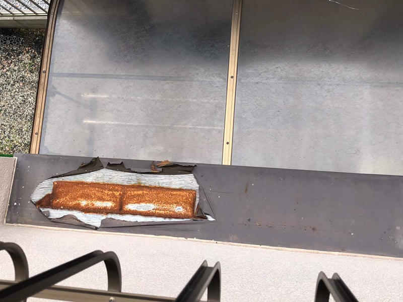 外装リフォーム施工前　庇｜滋賀でリフォームするなら匠工房