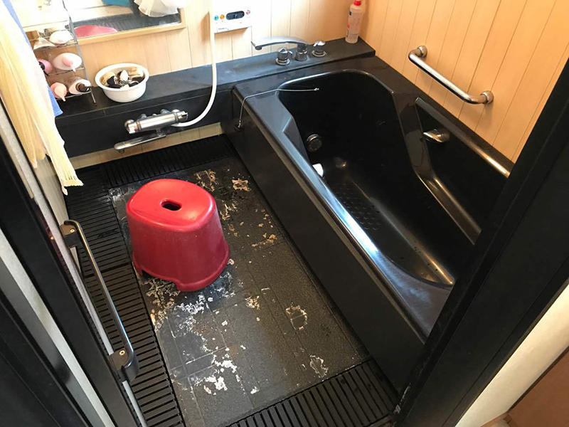 お風呂リフォーム施工前 システムバス|滋賀でリフォームするなら匠工房