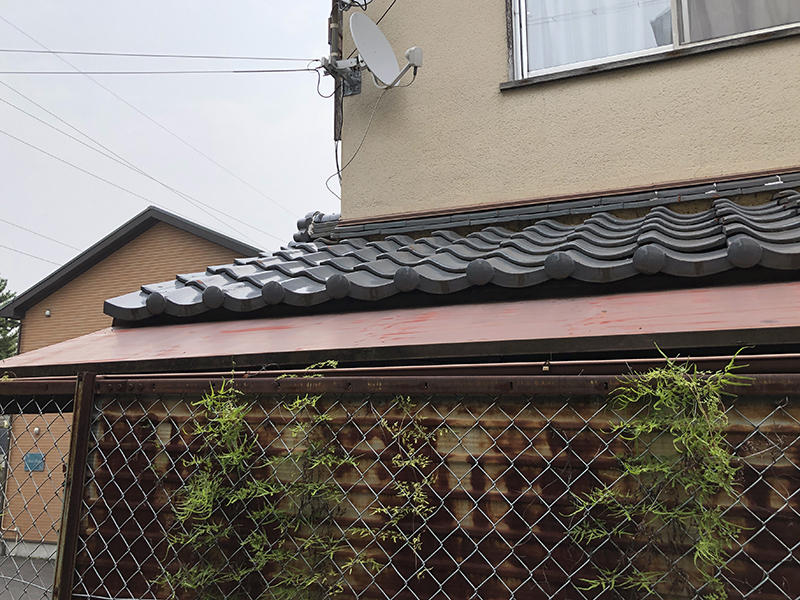 屋根リフォーム施工前　下屋｜滋賀でリフォームするなら匠工房