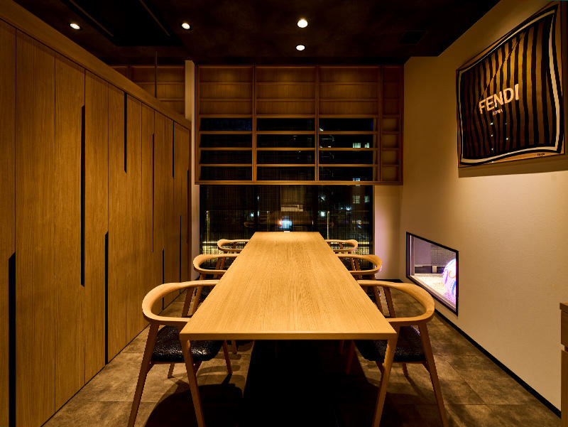 京旬菜 有笑様 ガラス窓で京都の夜景を堪能できます|滋賀や京都で店舗リフォームなら匠工房