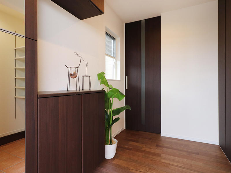 新築フォーセンス　玄関｜滋賀で家を建てるなら匠工房