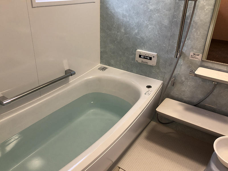 水まわりリフォーム完成　システムバス　TOTO　サザナ｜滋賀でリフォームするなら匠工房