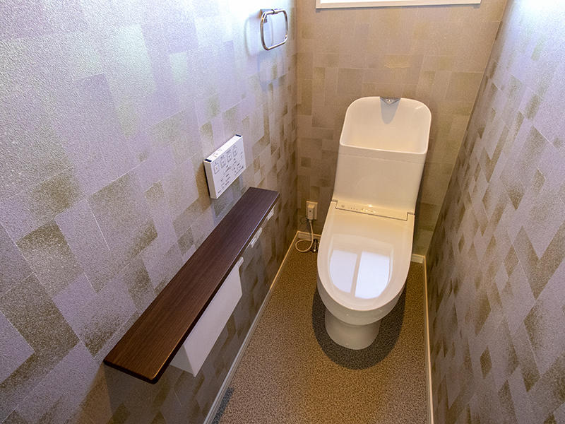 注文住宅新築完成　2階：トイレ｜滋賀で家を建てるなら匠工房
