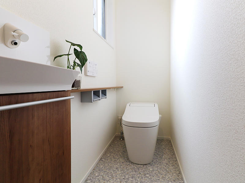 注文住宅新築完成　1階：トイレ｜滋賀で家を建てるなら匠工房